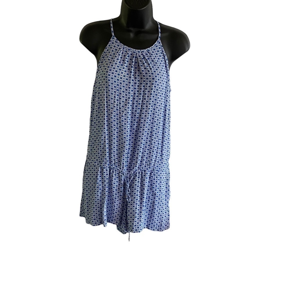 Gap‎ romper size medium.